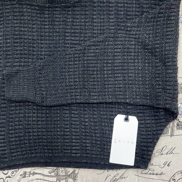 Leith Dolman Sleeve Crop Crewneck Sweater - Picture 5 of 6